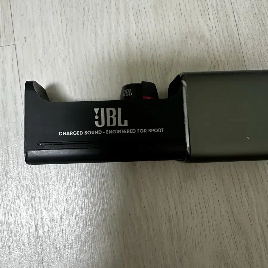 언더아머 JBL 블루투스 이어폰(본체, 오른쪽 유닛)