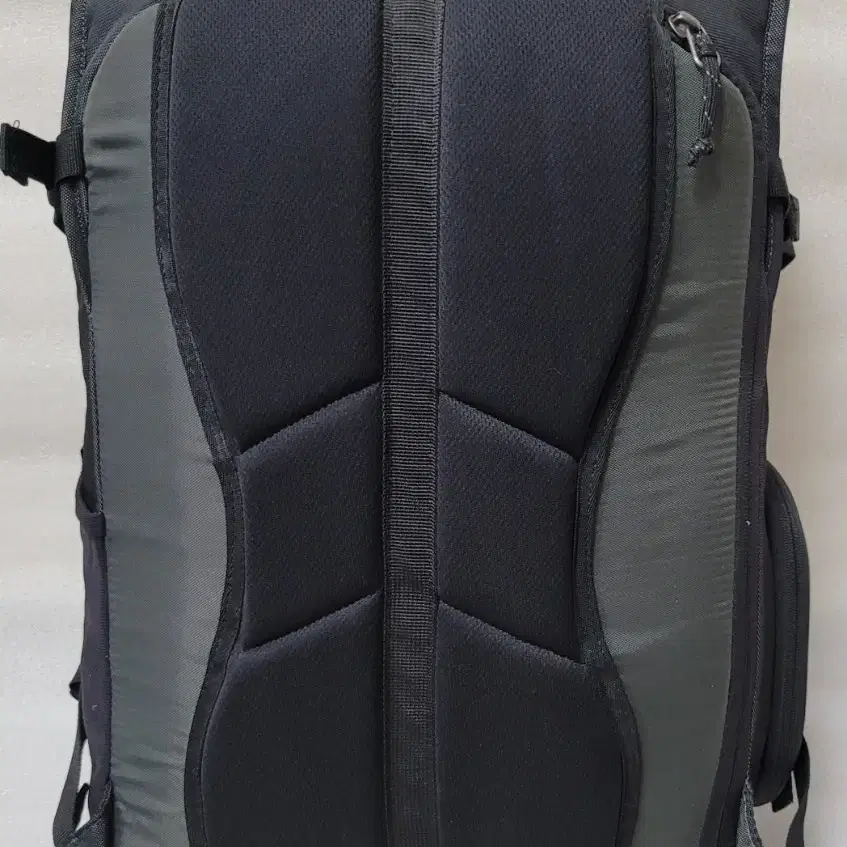 툴레 Thule Subterra 노트북백팩 여행캠핑배낭 25L