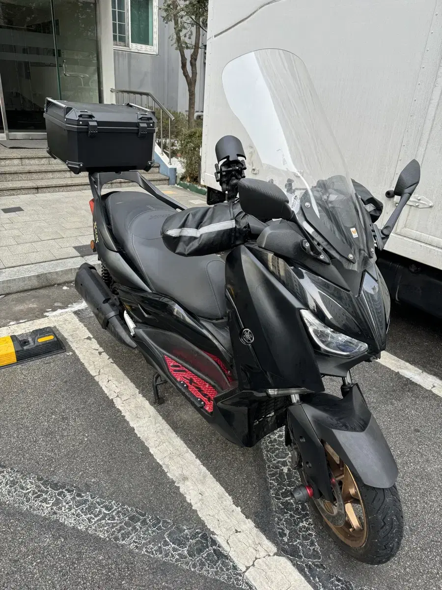 야마하 xmax 300 2022년식 27000km