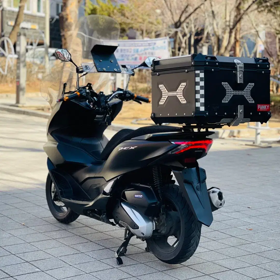 혼다 PCX125ABS 21년식 7만KM 세팅 판매합니다.