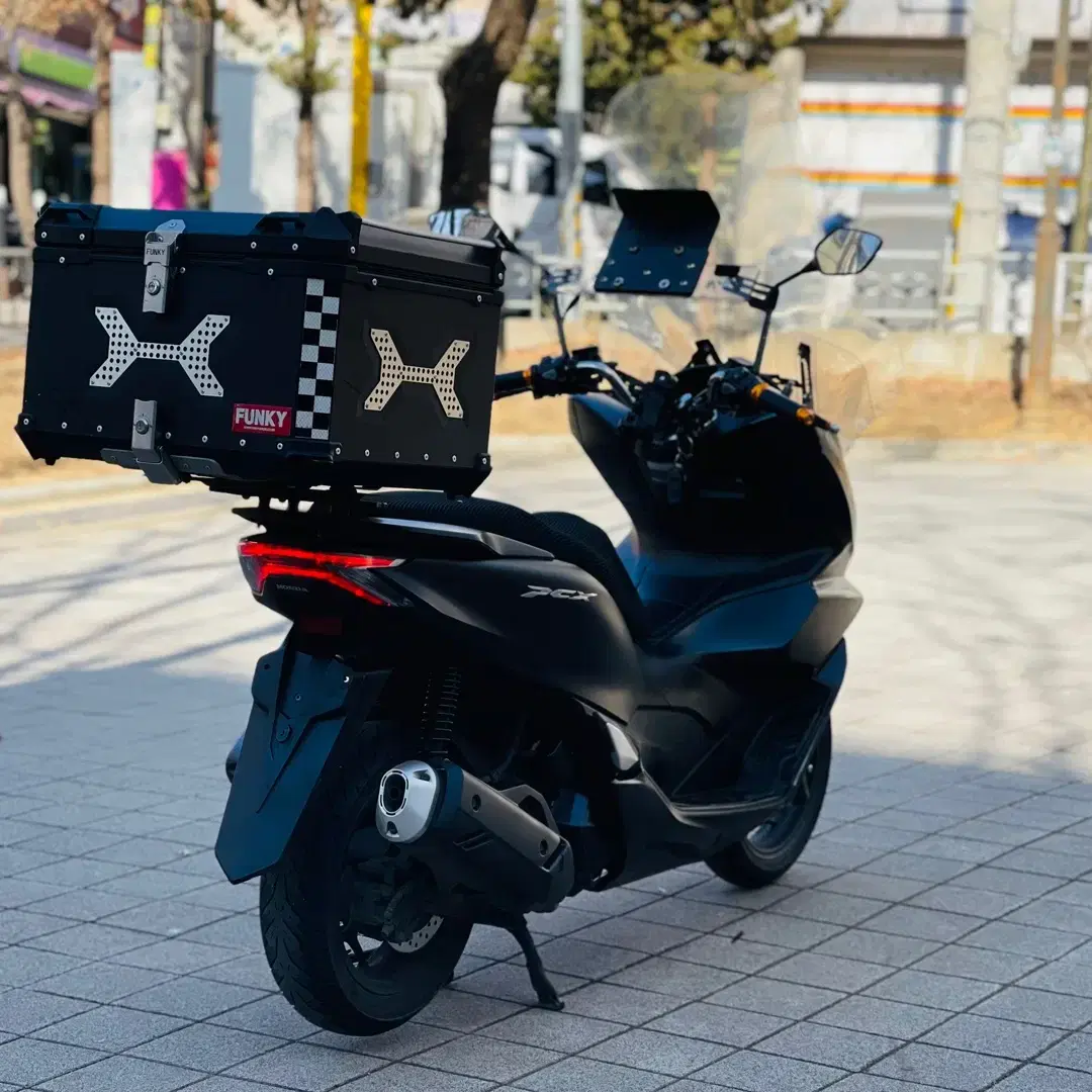 혼다 PCX125ABS 21년식 7만KM 세팅 판매합니다.