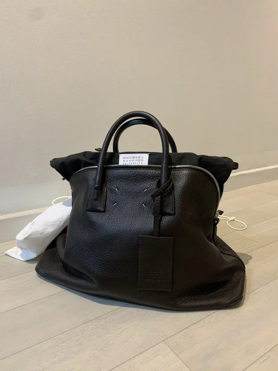 끌레망스가죽 마르지엘라 5ac백 XL사이즈 maison margiela