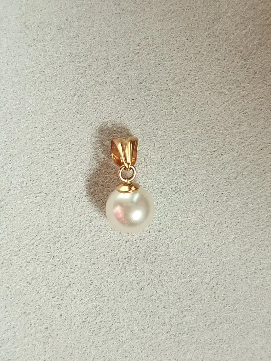 파격가 새상품 14k 럭셔리 자수정 패션팔찌 #골드,#금,#팔찌,#재테코 on Bunjang Global Site.