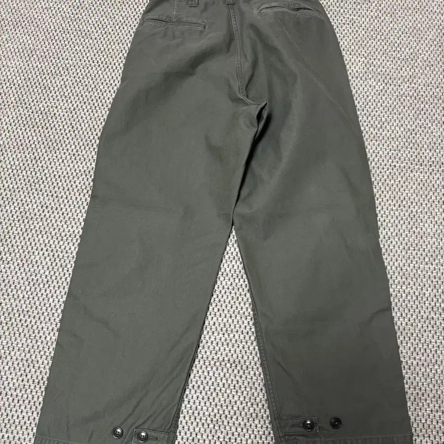 빅얀크 big yank M1945 trousers sateen olive