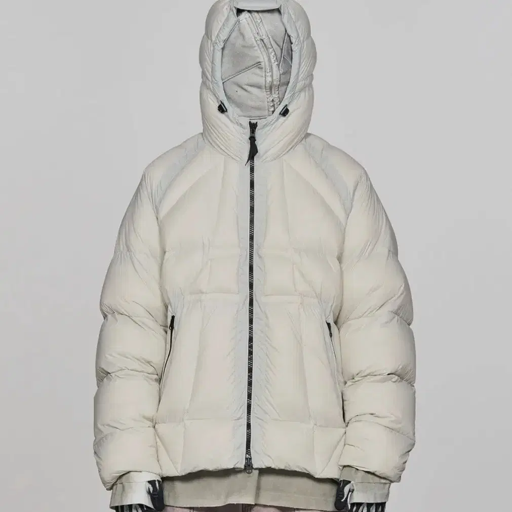 스키즘 인듀싱 SHEER DOWN JACKET ECRU