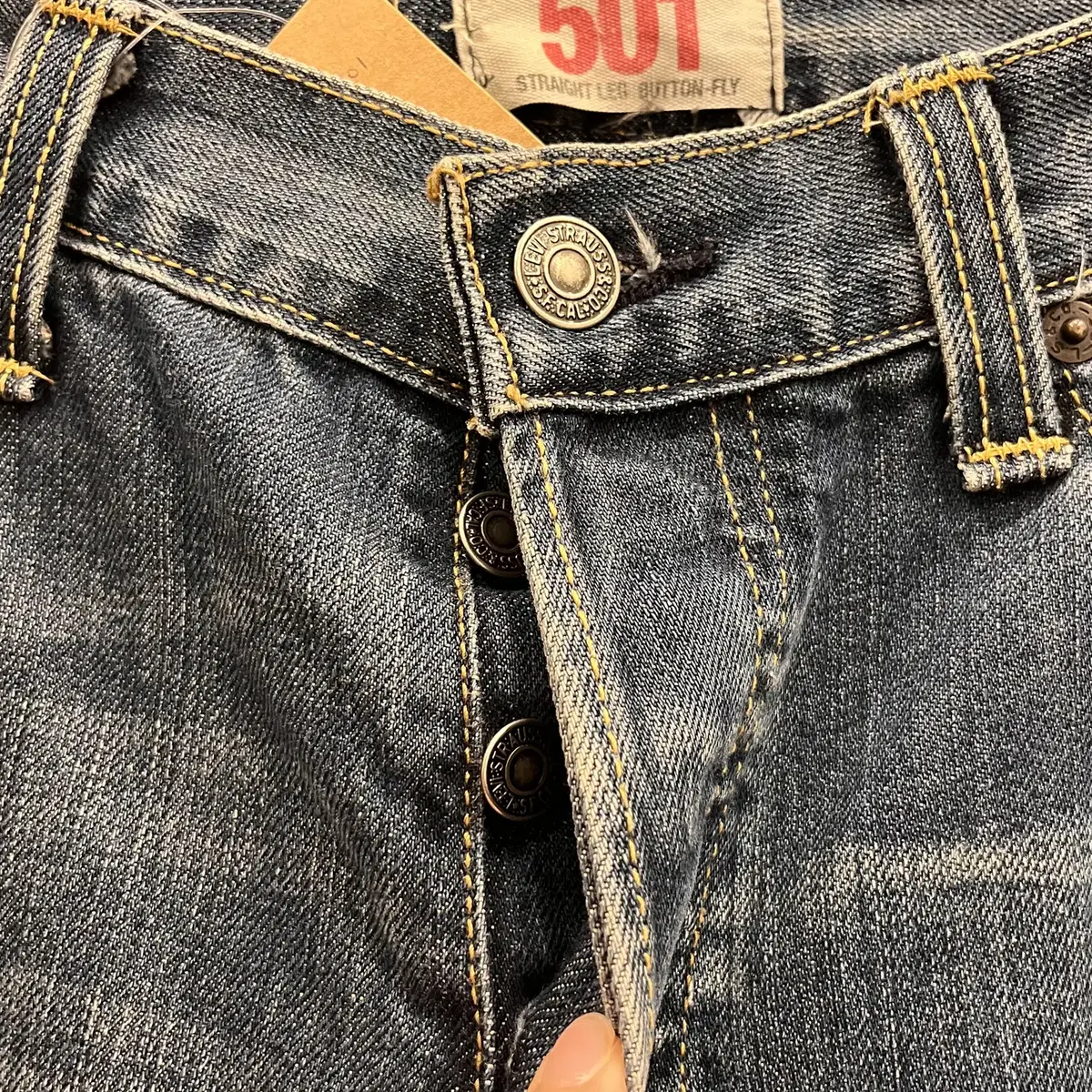 Levis 리바이스 501 빈티지 패치 컷팅 데님 팬츠 (29inch)