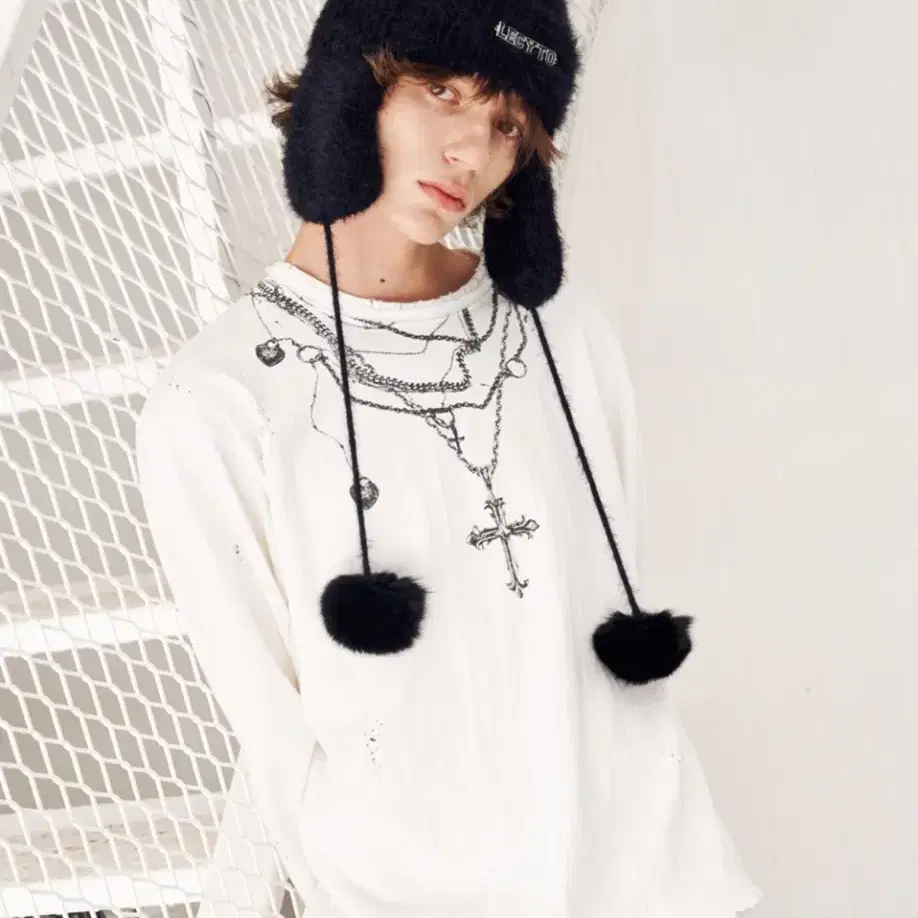 LECYTO 레씨토 비니 Angora Cat Earworm Beanie