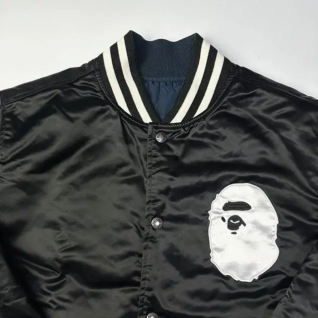 BAPE 22SS 베이프 리버시블 바시티 자켓