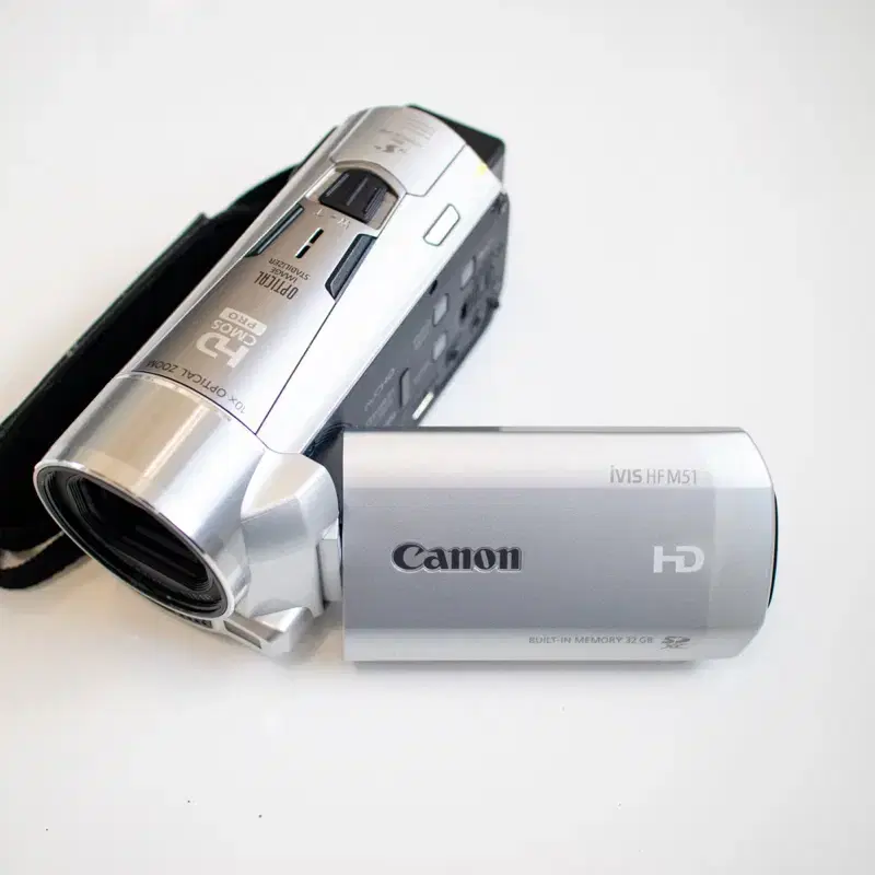 Canon iVIS HF M51