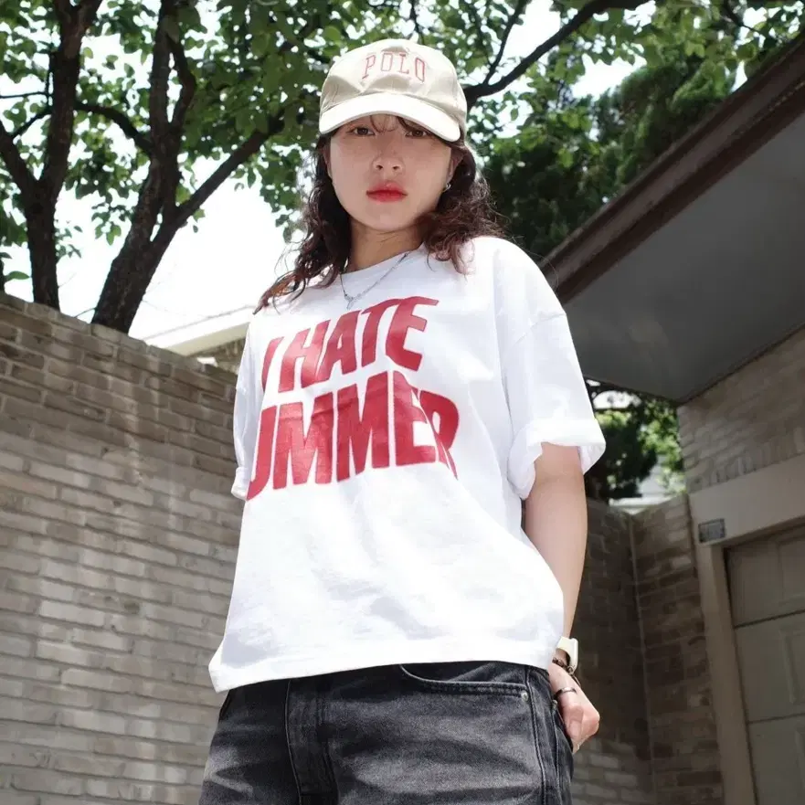 톰스벌스데이 I HATE SUMMER Blur T-shirts RED