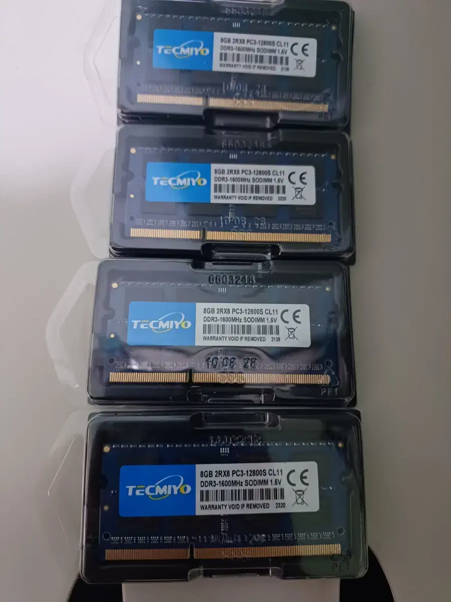 노트북 ddr3 8gb(12800) 4개팝니다.