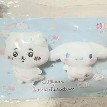 새상품 치이카와 (먼작귀) 산리오 콜라보 시나몬 봉제 인형 브로치 완판템