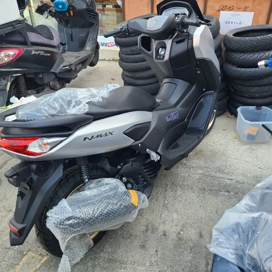 nmax125