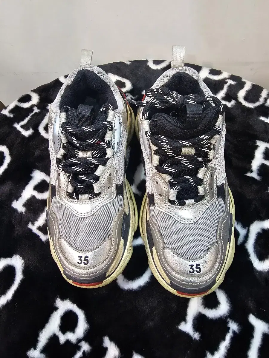 Balenciaga Triple S Silver 35