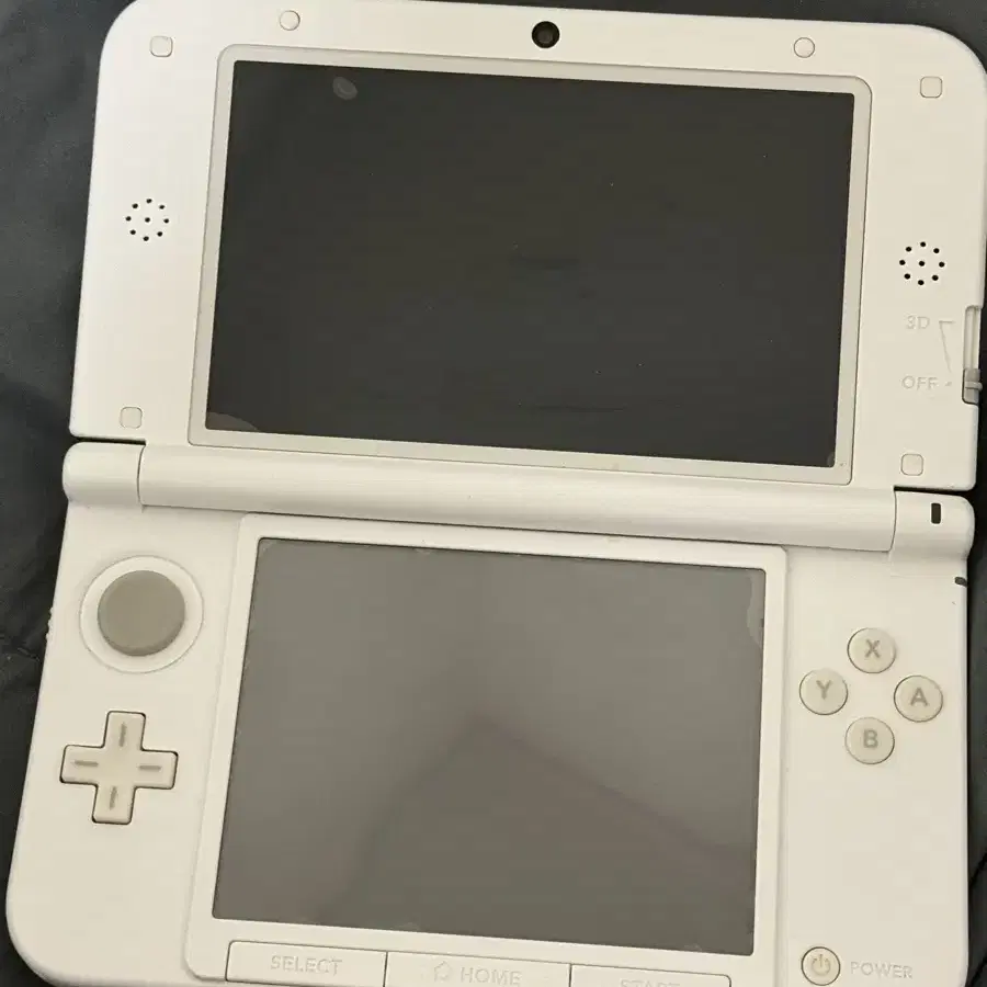 닌텐도 3DS XL 화이트 구큰다수