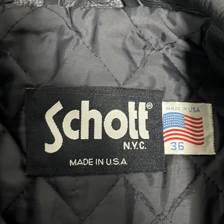 schott leather jacket 36