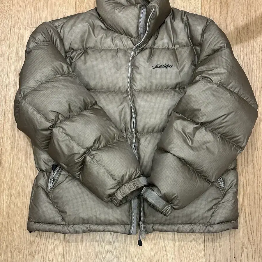 예스아이씨 5B Fond Down Jacket Greige S사이즈