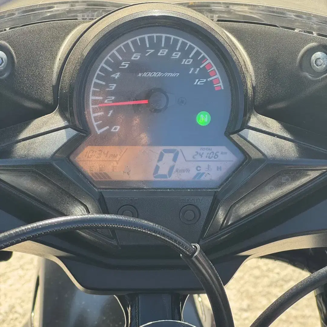 혼다 cbr125r 16년식 2만km 흑마 관리잘된 차량 판매합니다