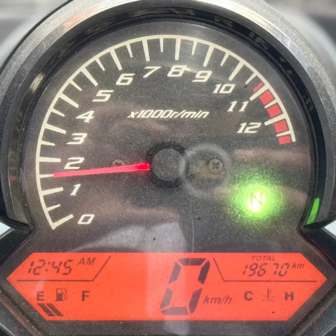 혼다 cbr 125r 15년식 1만km 튜닝 잘된 차량 판매합니다.