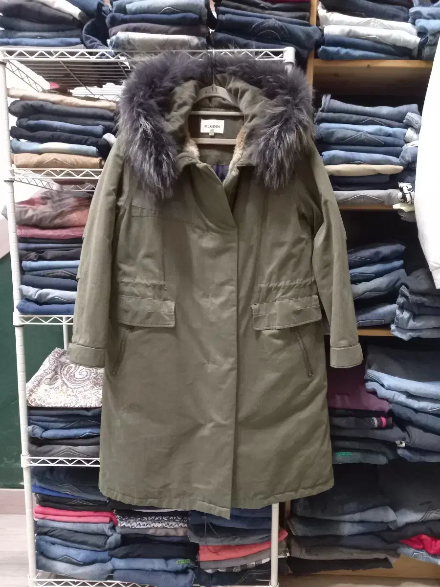 L100 McGINN Duck Down Raccoon Fur Long Padded Jacket Khaki L-559