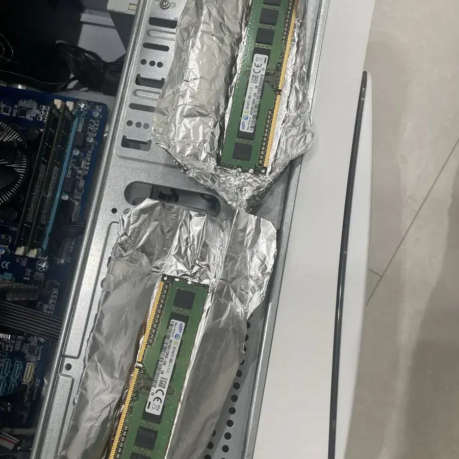 RAM 4GB * 2