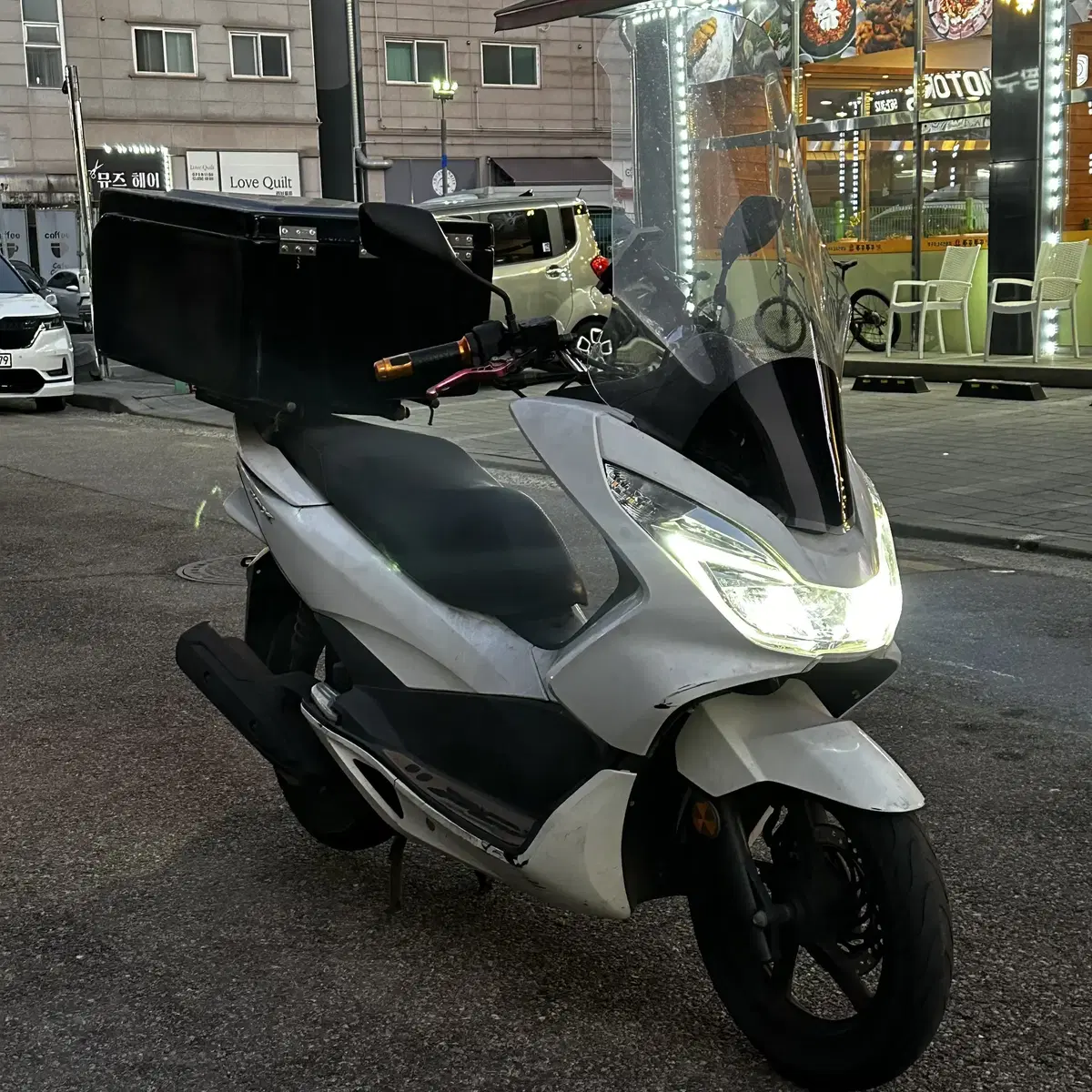 혼다 PCX125 17년식 스마트키 배달셋팅 최저가 판매합니다