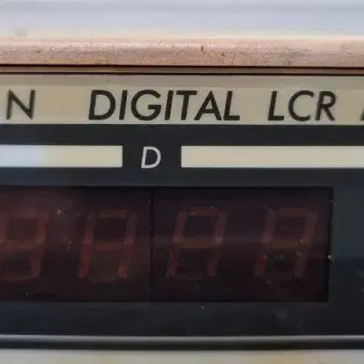 ADEX AX-221N Digital LCR Meter