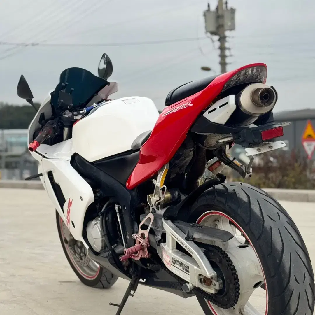 혼다cbr600rr 03년식 관리잘된차량 판매합니다.