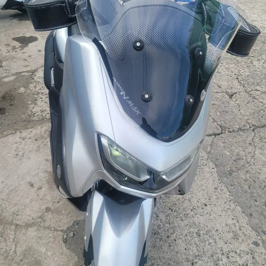 mnax125