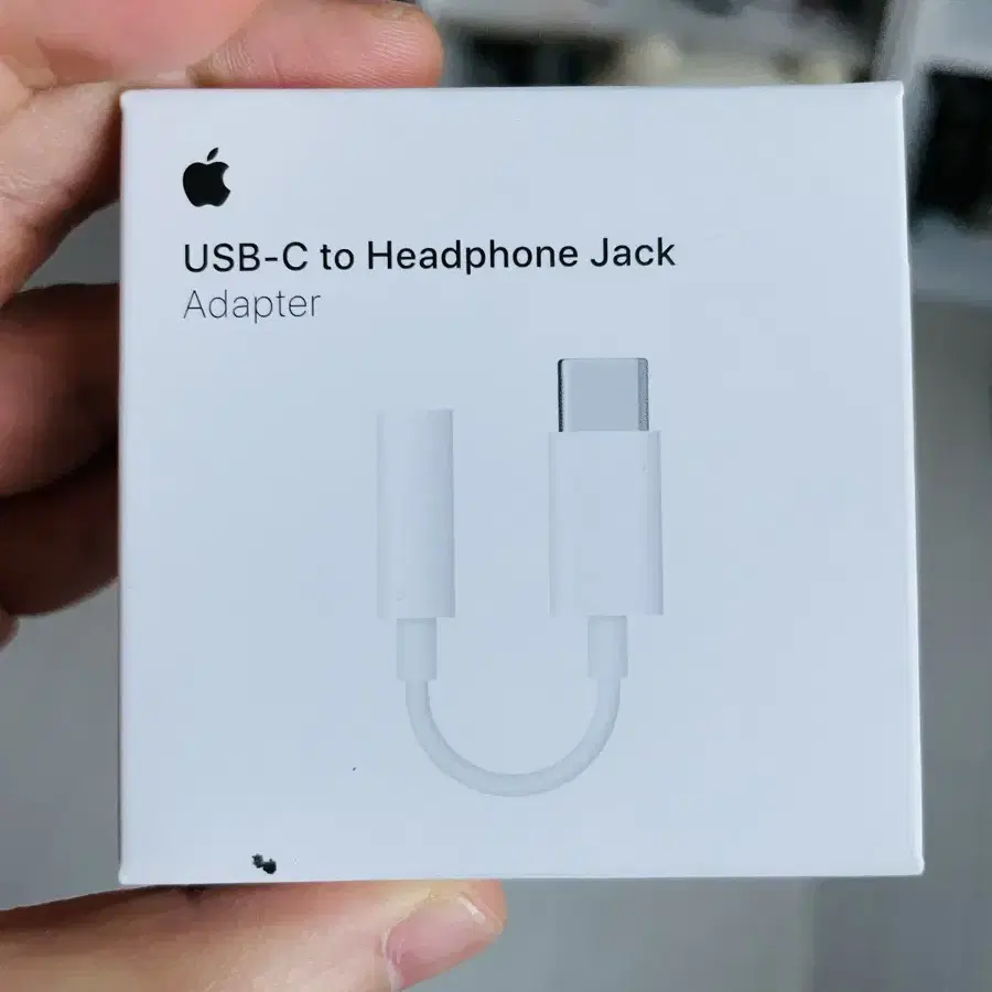 apple c to headphone