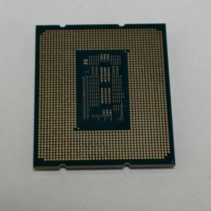 인텔 i5-12400f cpu 판매합니다.