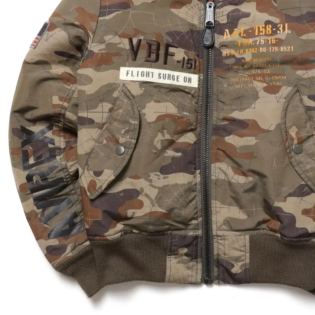 아비렉스 Reversible Camo MA-1 Jacket