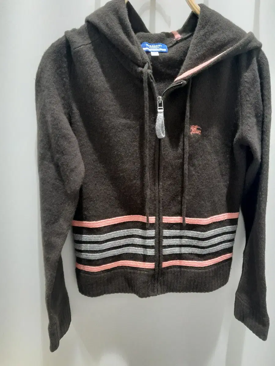 Burberry 100% wool knit hoodie Size 38