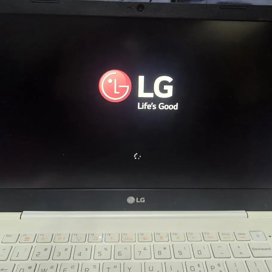 lg 14z95