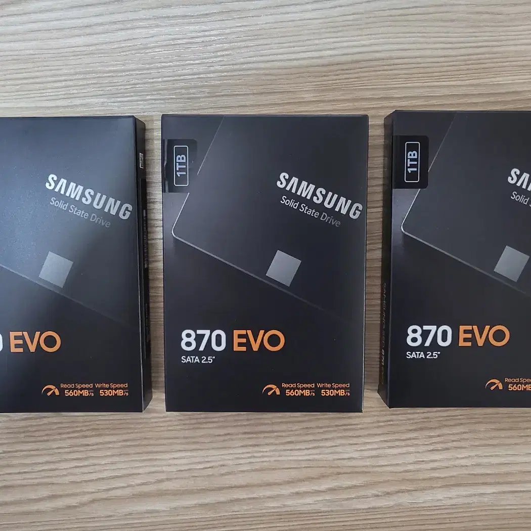 삼성 SSD 미개봉 870 EVO 1TB 판매합니다.