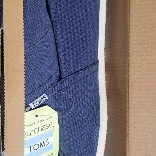 TOMS 탐스 네이비 캔버스 남성 270 새상품