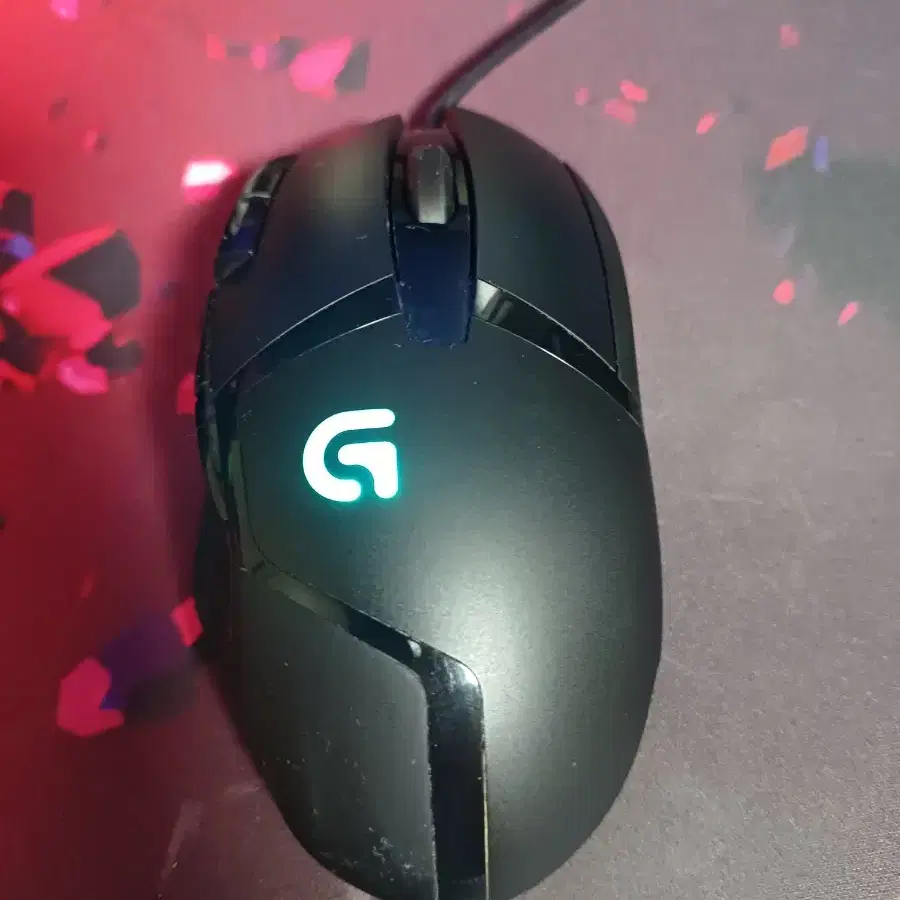 로지텍 G402