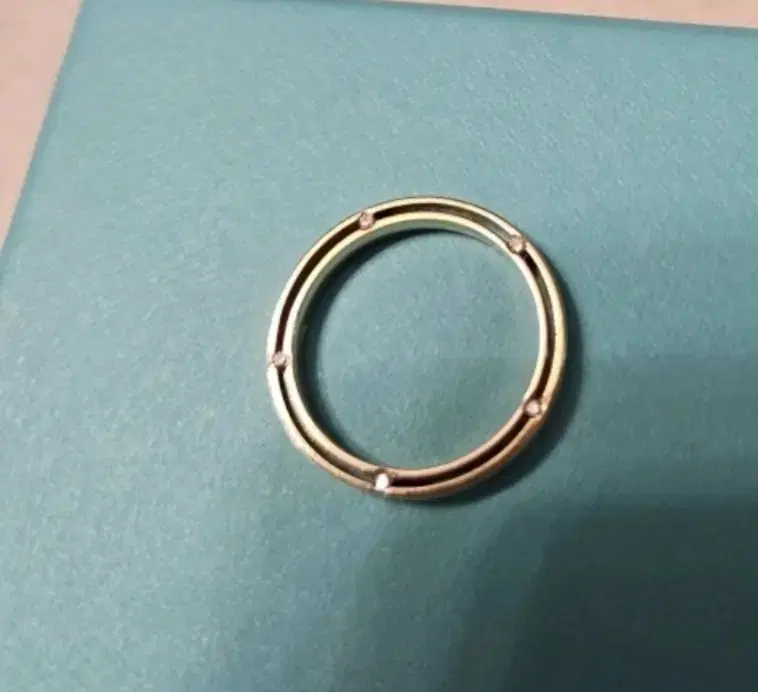 Damiiani D-Side Ring