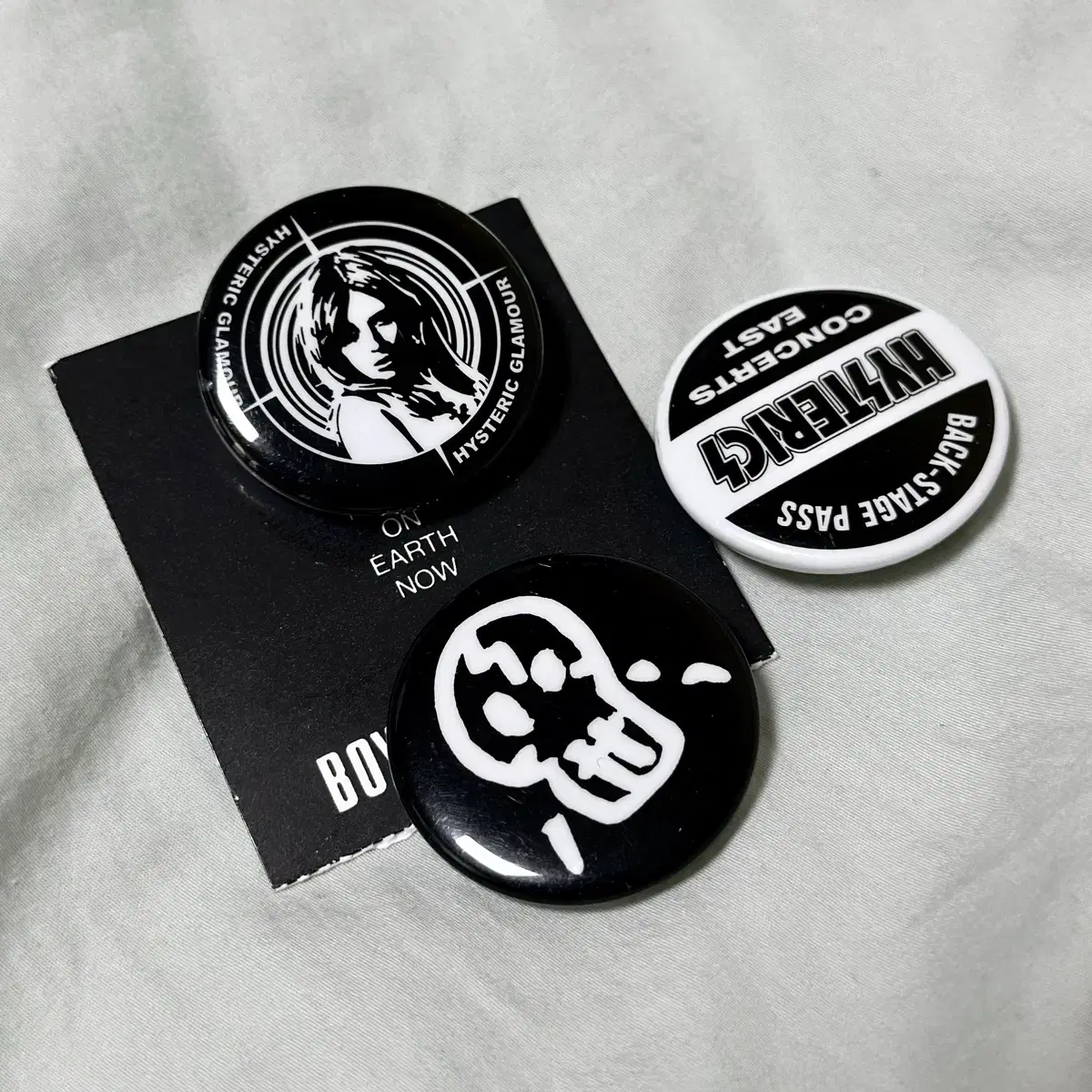 히스테릭글래머) Hysteric Glamour badge 3개 1set