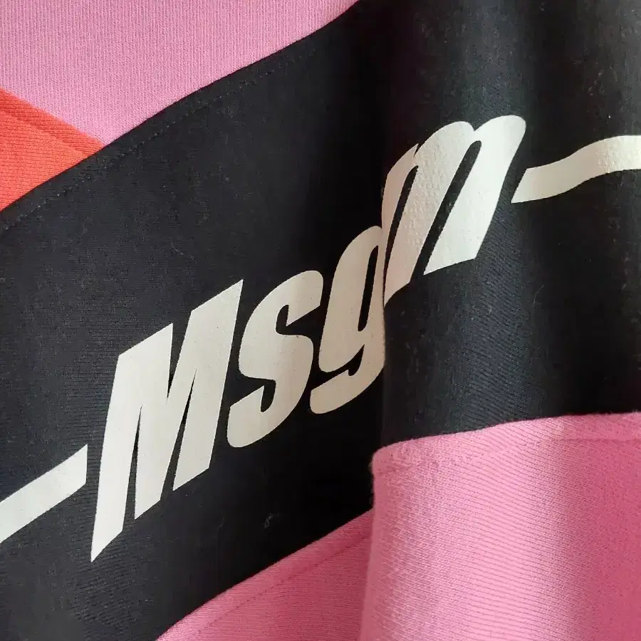 MSGM 배색 로고 맨투맨