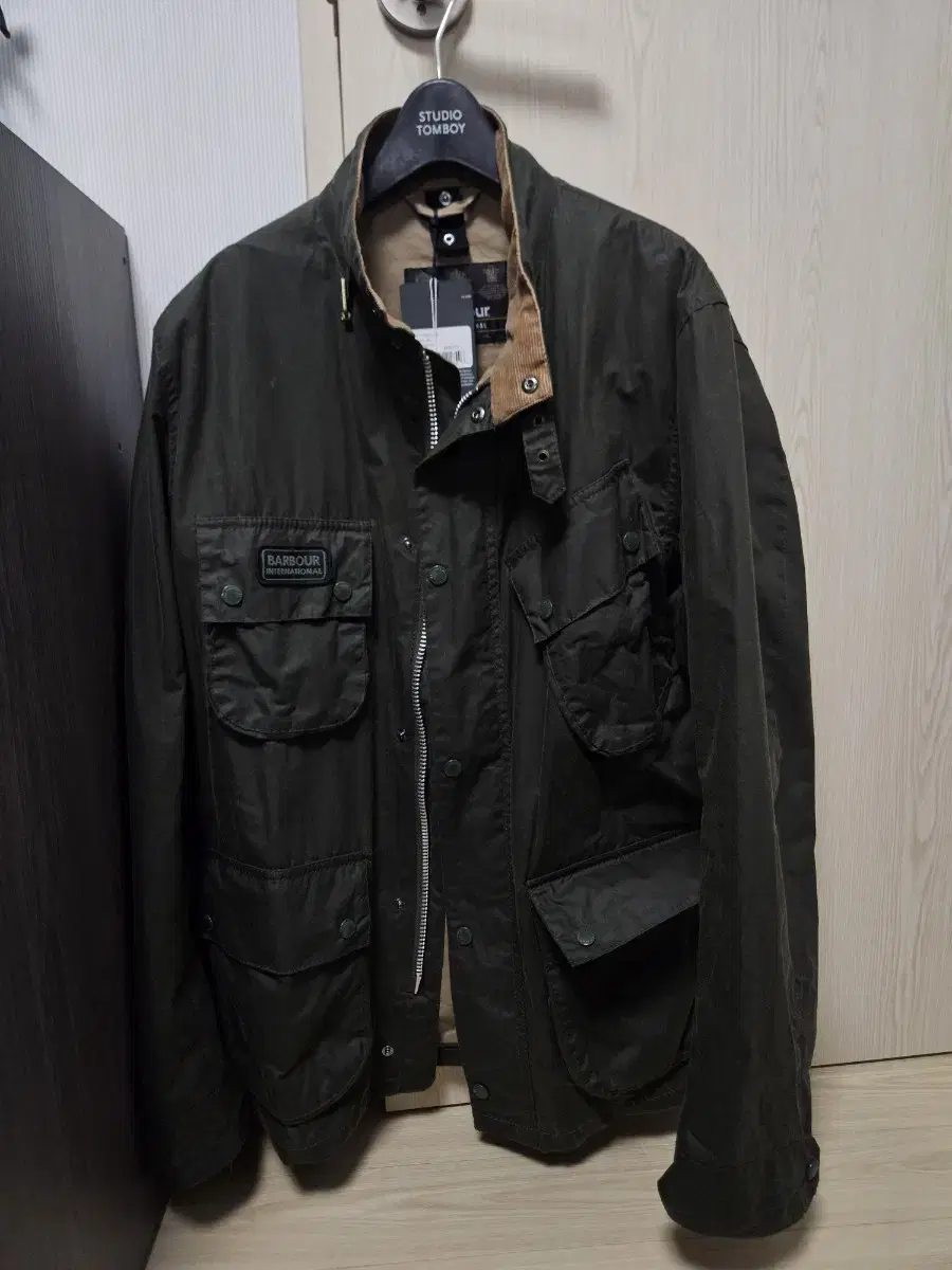 Barbour 바버 인터네셔널 왁스 자켓 L 올리브