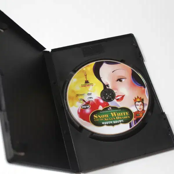 백설공주 DVD 빈티지소품 디즈니백설공주 월트디즈니 애니 만화 레트로