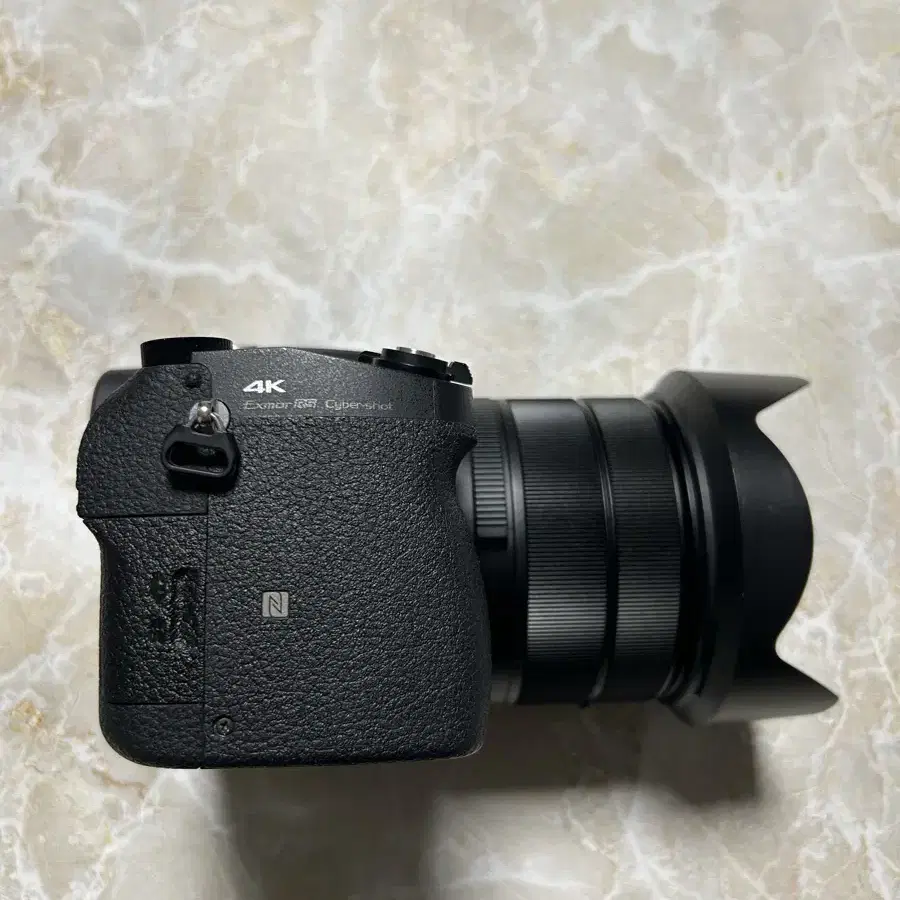 소니 rx10m3 rx10 III 팝니다.