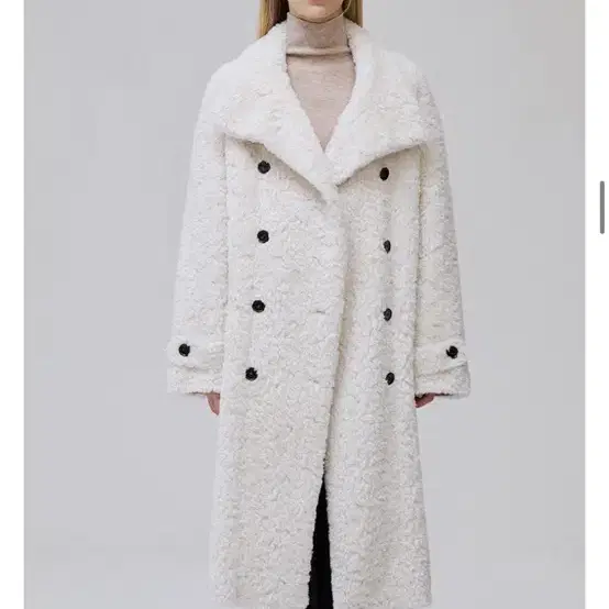 헌치 Maxi long fur coat 코트