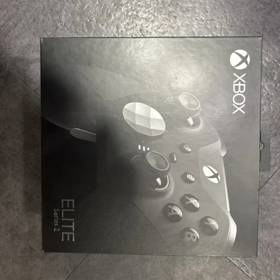 Xbox Elite Series 2 컨트롤러