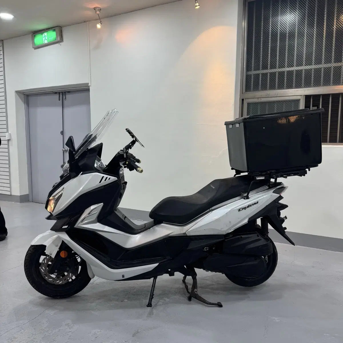 CRUISYM125 오토바이 크루심125 판매해봅니다