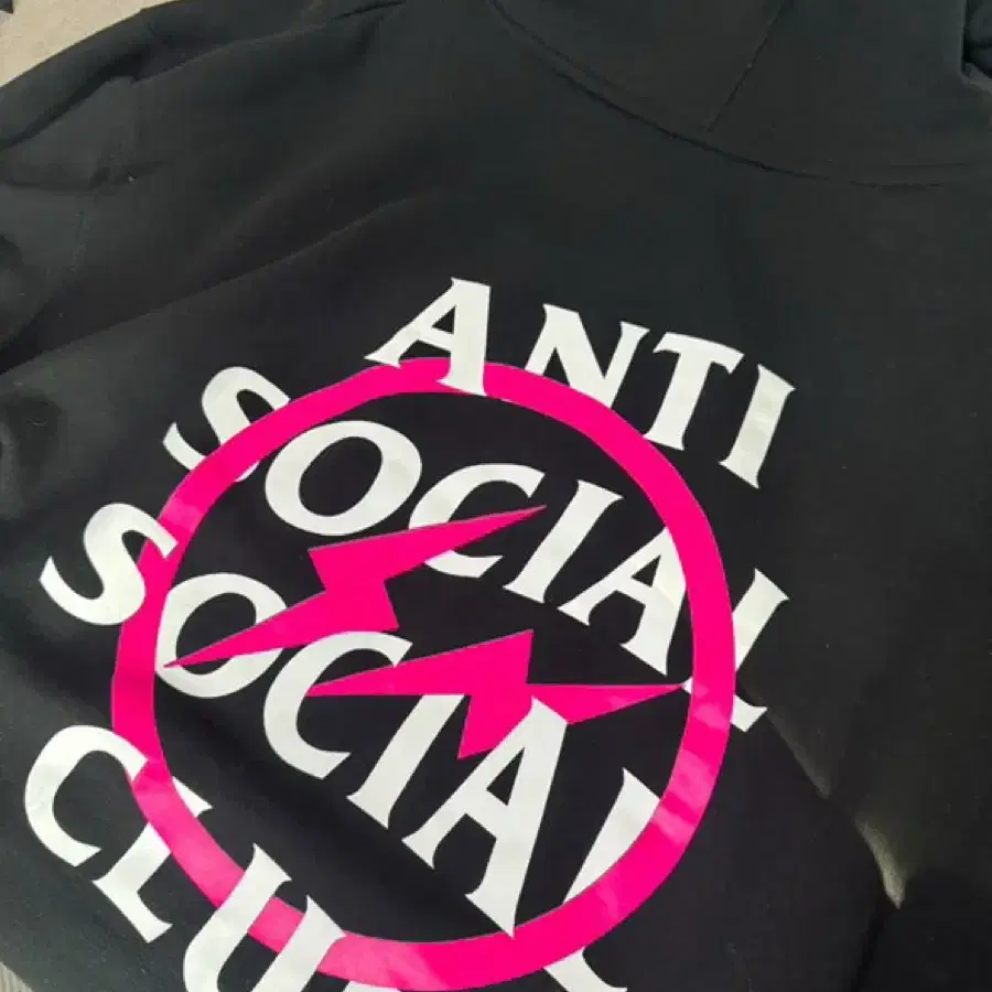 Anti Social Club x 프라그먼트 안티소셜클럽후드