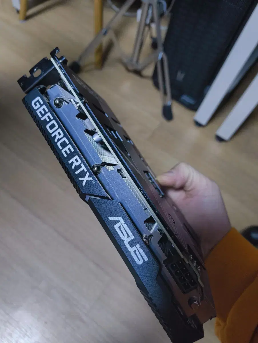 ASUS RTX 3060TI 그래픽카드 팝니다.