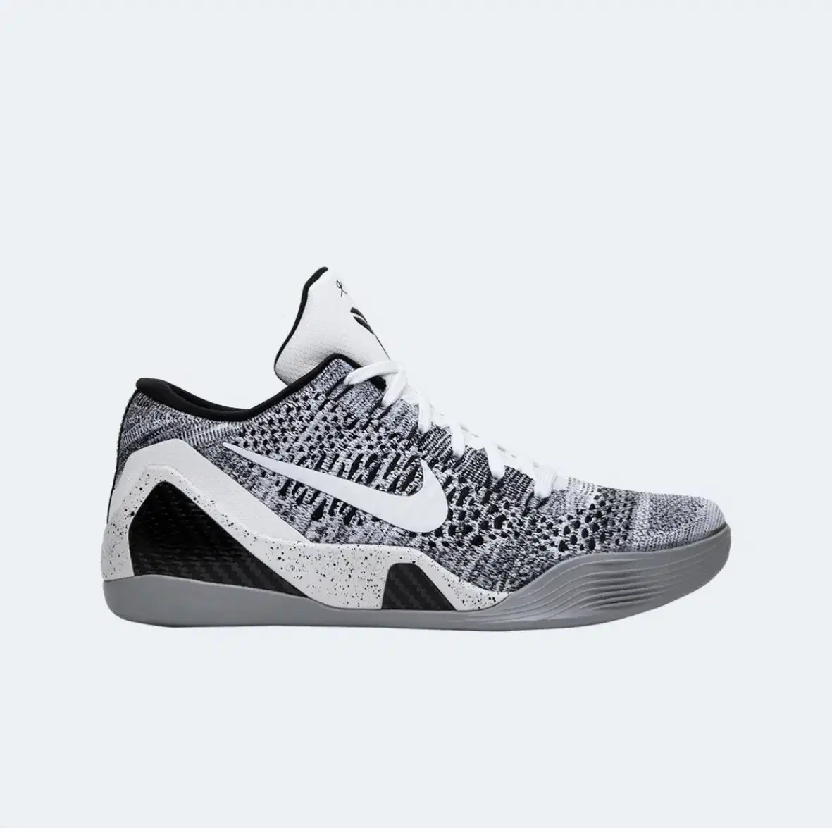 Kobe 9 Beethoven(크림 가격 100만원)