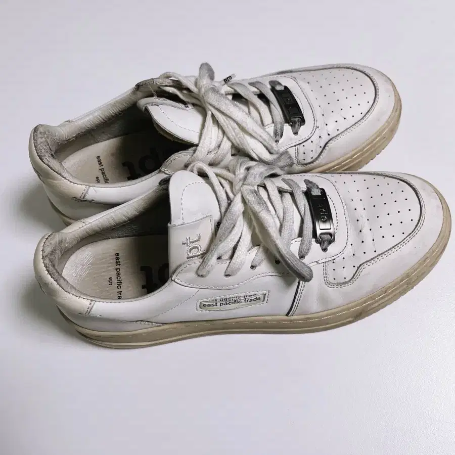 이피티 EPT COURT OFF WHITE 235